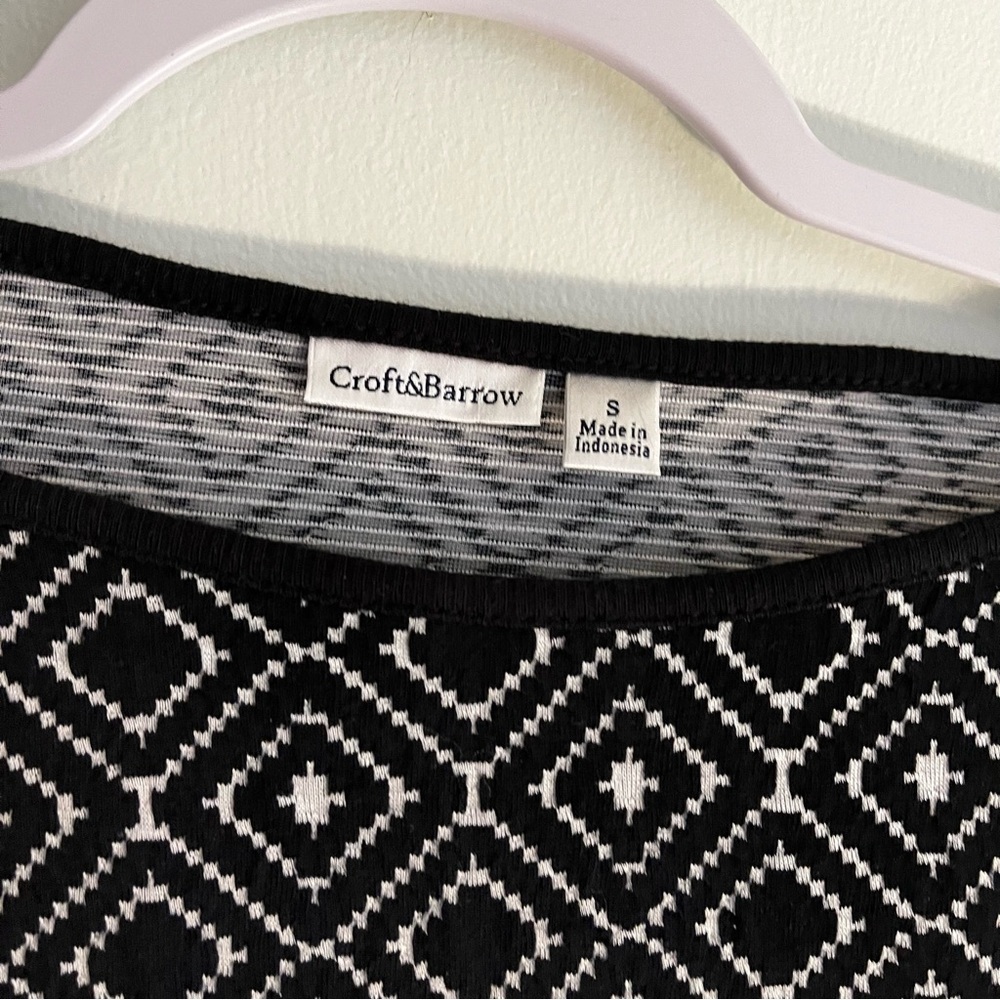 NWT Croft & Barrow black and white top small - Picture 3 of 4